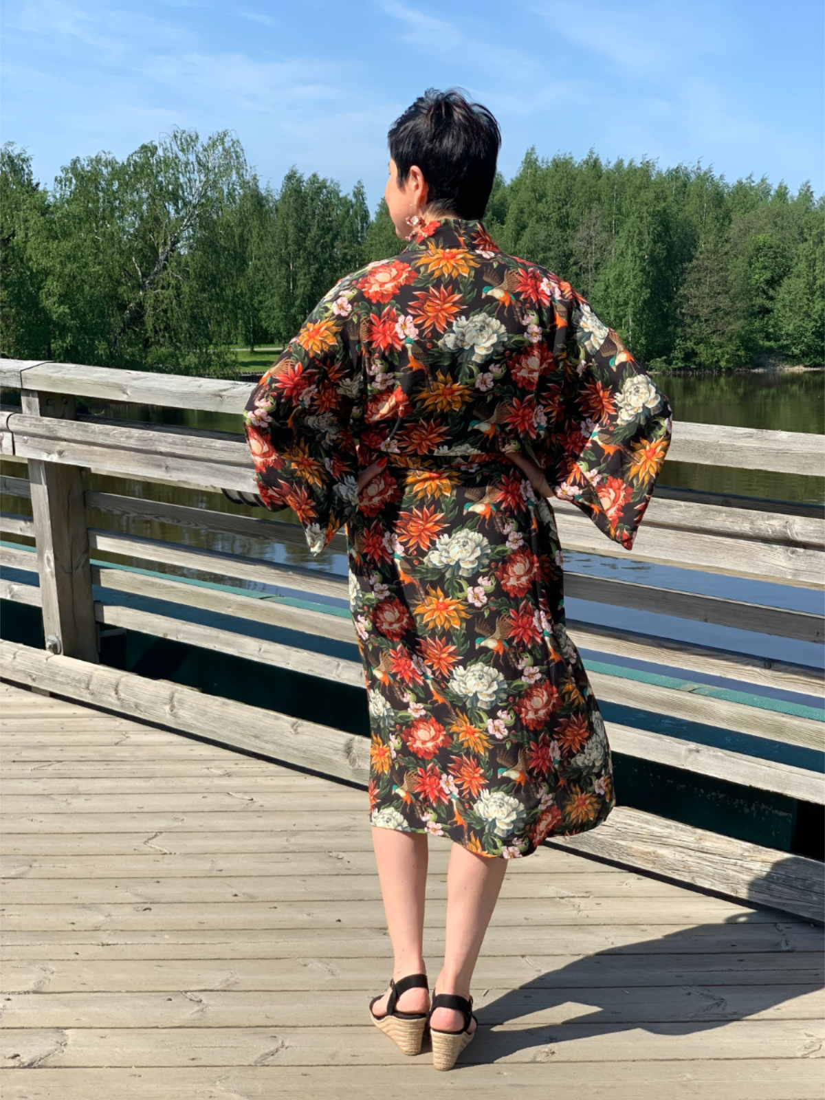 Kimono, aamutakki Kolibri