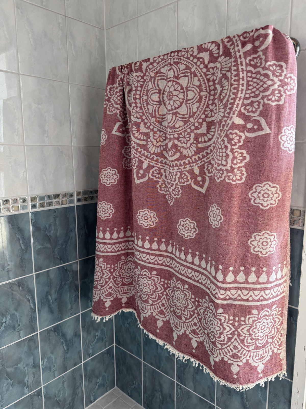 Hamam pyyhe Serene burgundinpunainen puuvilla 100x170cm