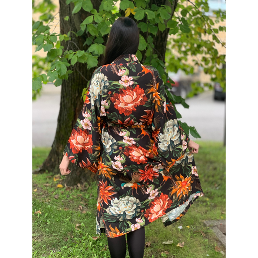 Kimono, aamutakki Kolibri