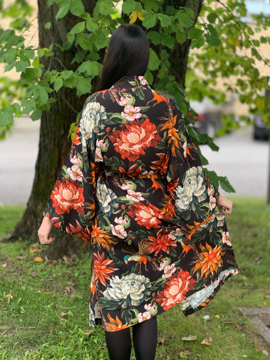 Kimono, aamutakki Kolibri