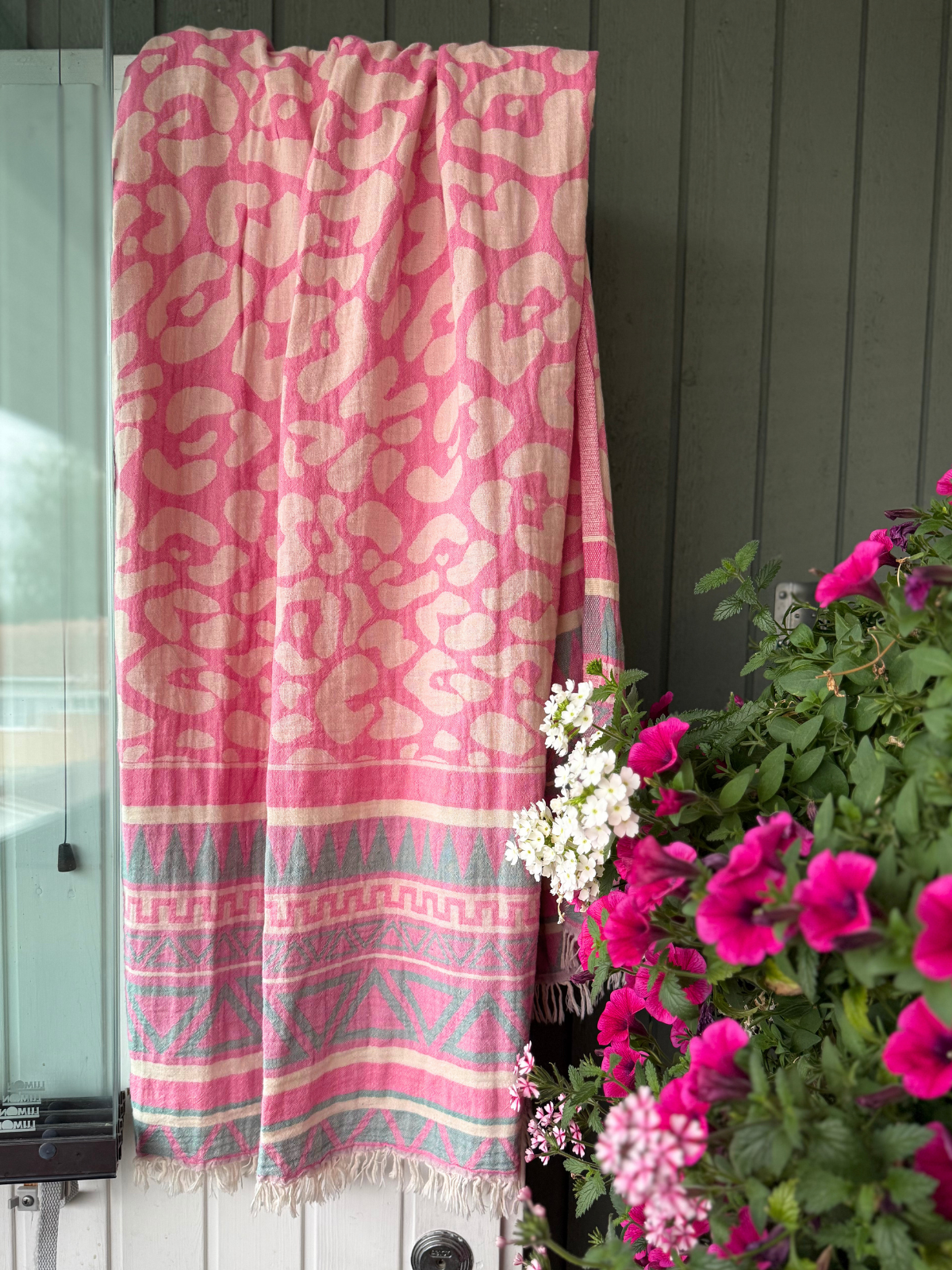 Kreikkalainen pyyhe Leopardi pinkki-eukalyptus puuvilla 90x180cm