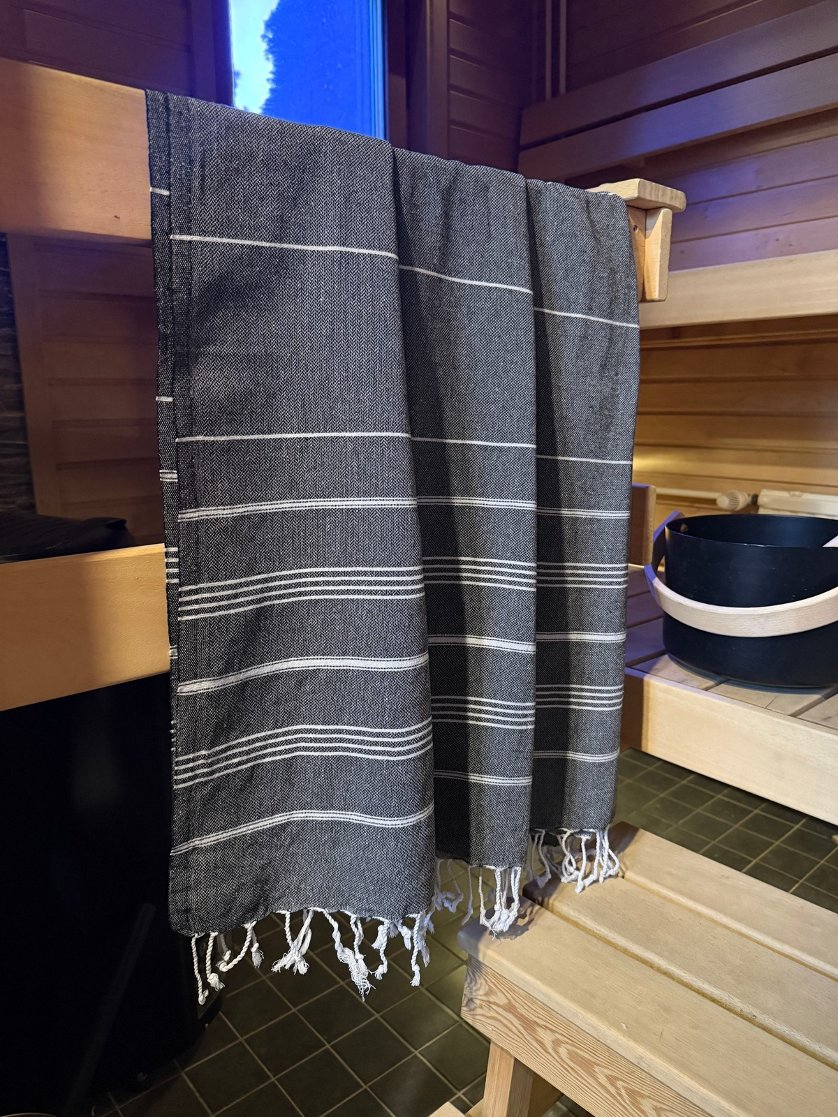 Hamam pyyhe Riviera musta puuvilla 100x185cm