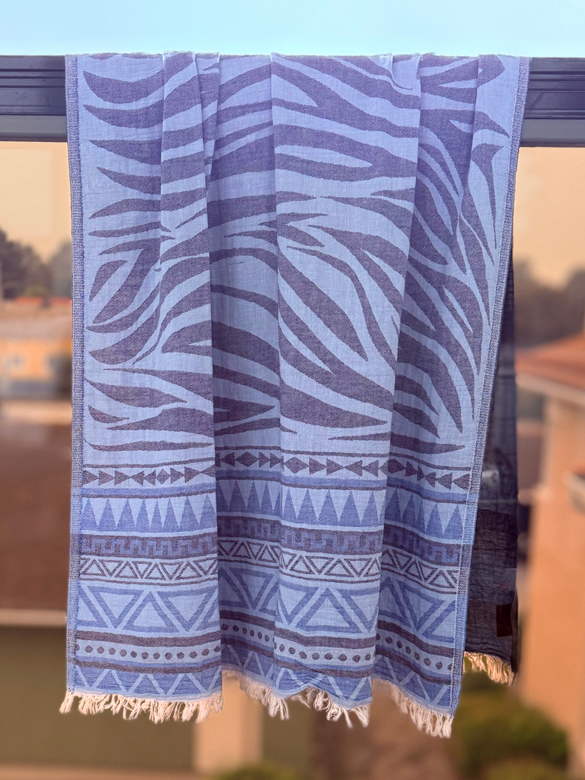 Kreikkalainen pyyhe Seepra vaaleansininen-sininen puuvilla 90x180cm