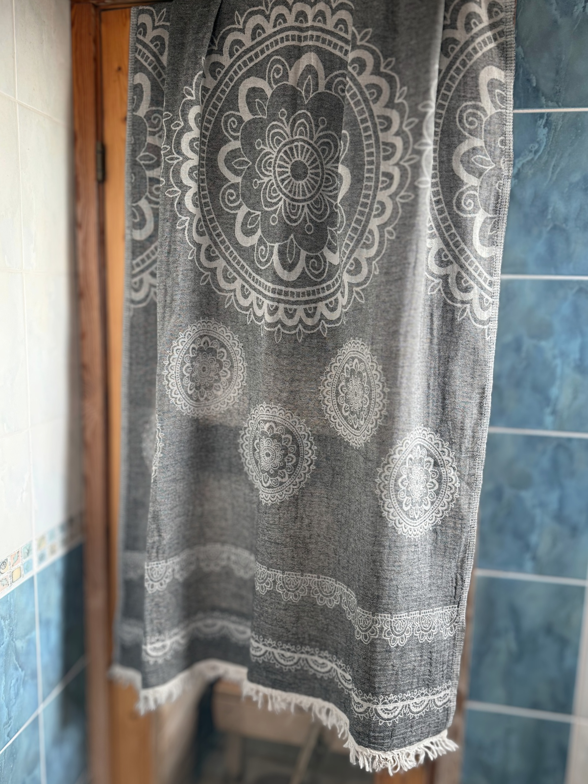Hamam pyyhe Valo musta puuvilla 95x185cm